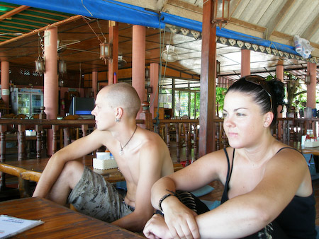 Frühstück in entspannter Athmosphäre direkt am Strand